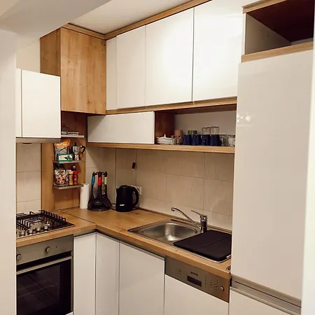 Saray - Old Town - Parking - Bascarsija * Sarajevo